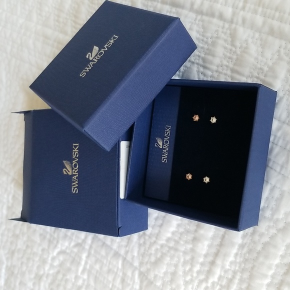 2 pair SWAROVSKI earrings - Picture 7 of 9